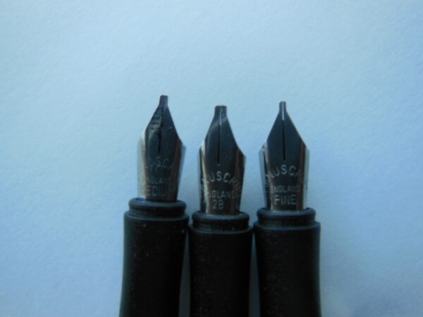 flat nibs / Source: From my own collection